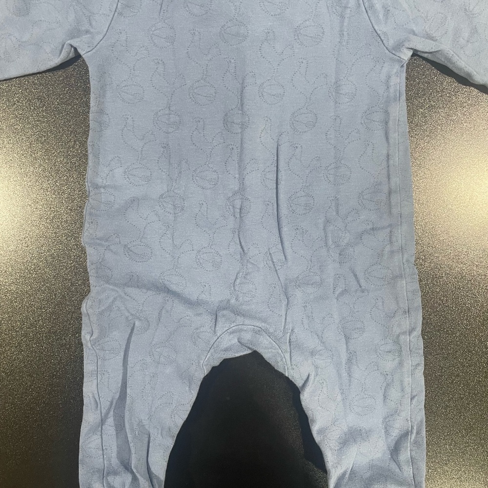 Official Tottenham Hotspur Blue Button Up Pajamas 3-6 mo. ⚽️🐓 - Picture 5 of 5